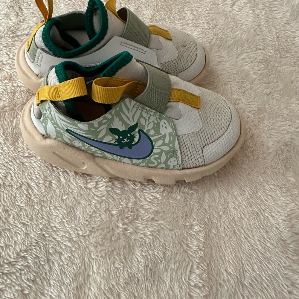 Nike slip ons